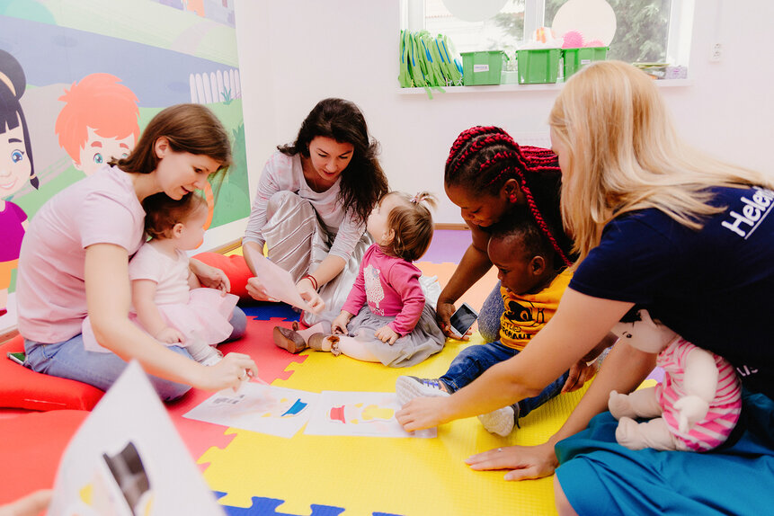 Подробнее о статье Day Care — 4 часа английского в группе дневного пребывания